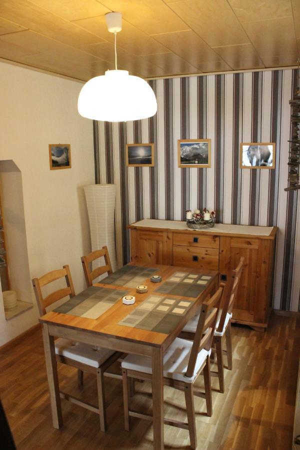 Ferienwohnung Schwarz Benshausen Esterno foto