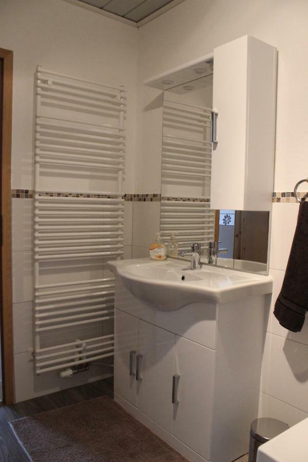 Ferienwohnung Schwarz Benshausen Esterno foto